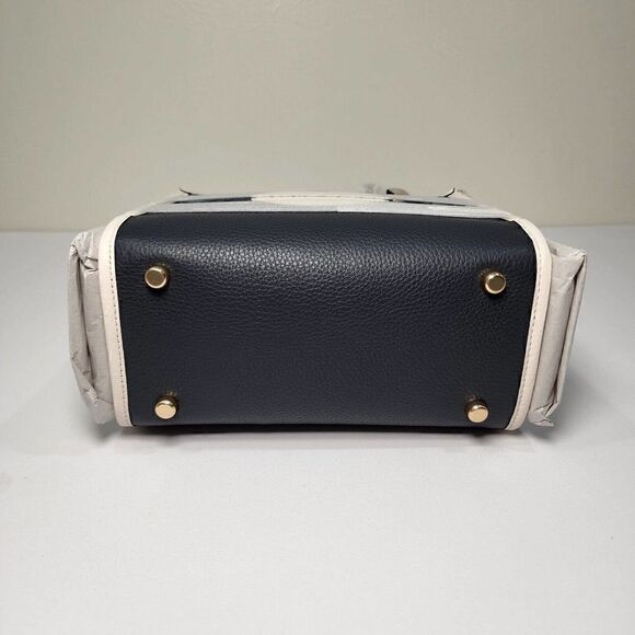 NWT Coach C8582 Dempsey Tote 22 In Signature Jacquard Denim Multi Coach Patch - Picture 6 of 7